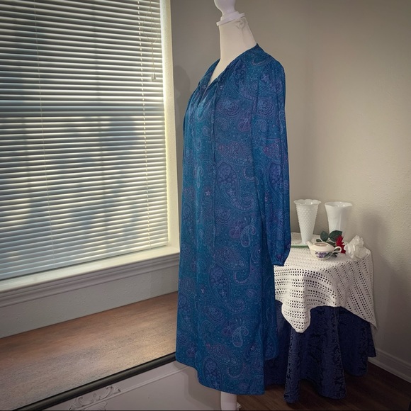 Vintage 70s Three R's Blue Polyester Paisley Dress - Picture 9 of 14